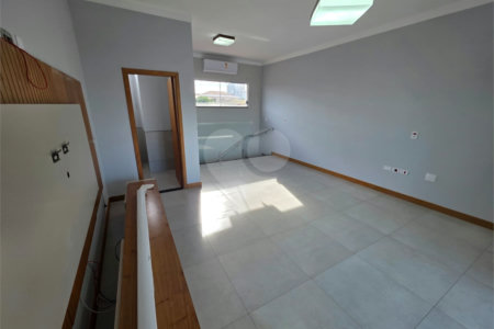 Sobrado 3 quartos 1 suíte e área de lazer