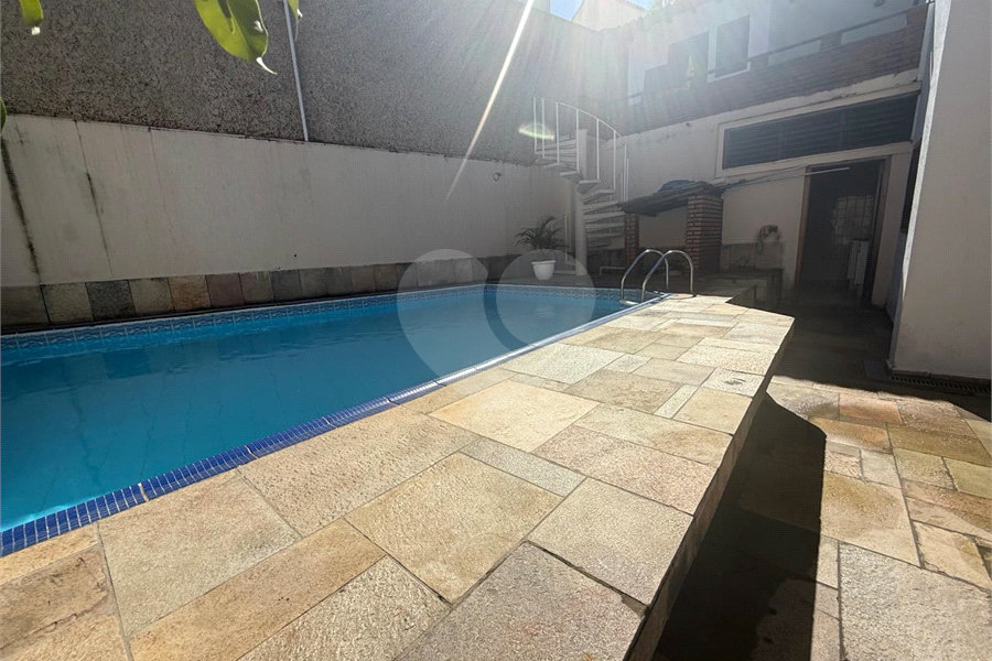 Amplo sobrado para Venda ou Locação - Zona Norte