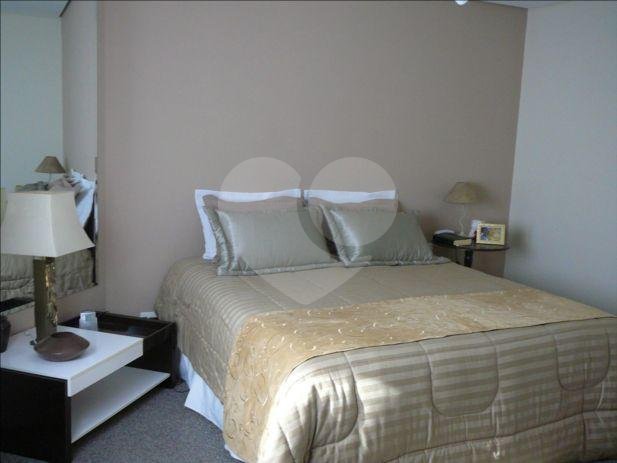 APARTAMENTO UM POR ANDAR!