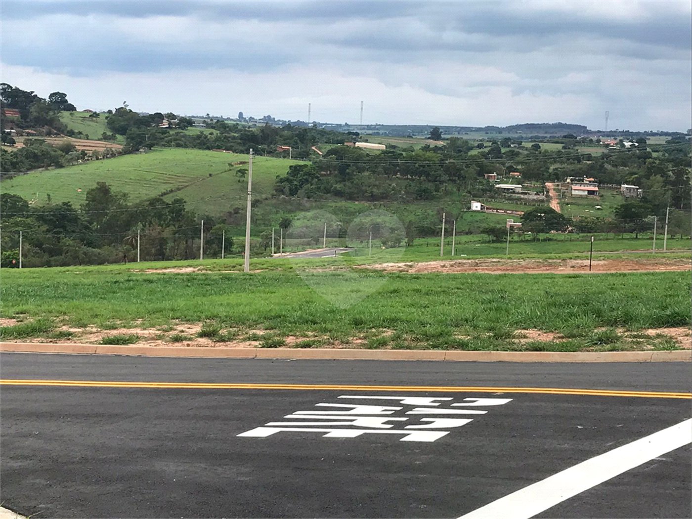 Terreno à venda no condomínio Residencial Recanto Tropical, Engenheiro Coelho - SP
