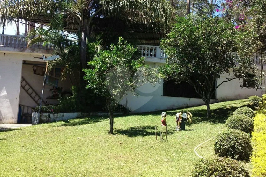Maravilhosa Chácara. Venha fazer uma visita