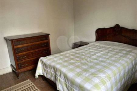 Sobrado à venda com 66m² - Belém