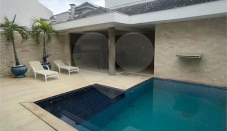Casa à venda com 3 quartos, sendo 1 suíte, no condomínio Golden Village, Rio de Janeiro - RJ