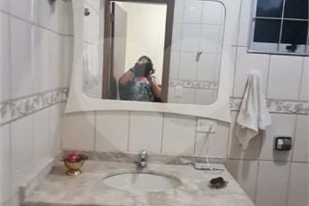 Casa com 3 Dormitórios no Campo Belo