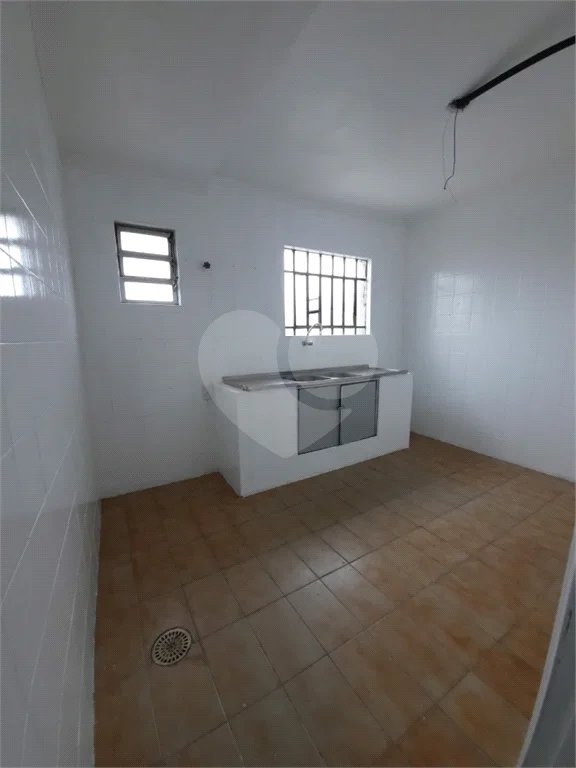 Galpão com 500m² , 2 vagas , 2 banheiros , à venda no Parque das Nações em Santo André