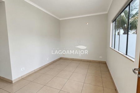Casa para alugar com 3 quartos, sendo 1 suíte, no condomínio Recanto das Palmeiras, Três Lagoas - MS