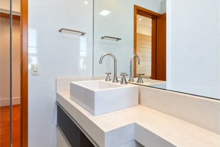 Apartamento de 103 m² no Jardim do Mar, com 3 dormitórios, 1 suíte, varanda gourmet, armários, 2 vagas e condomínio com lazer completo.