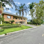 Casa á venda – Granja Viana