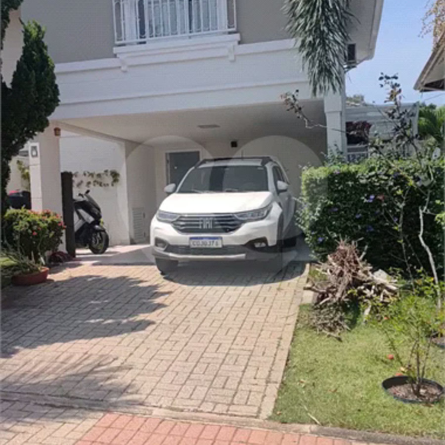 Sobrado de Alto Padrão com Piscina Aquecida, Energia Solar e Lazer Completo no Condominio Natura Village