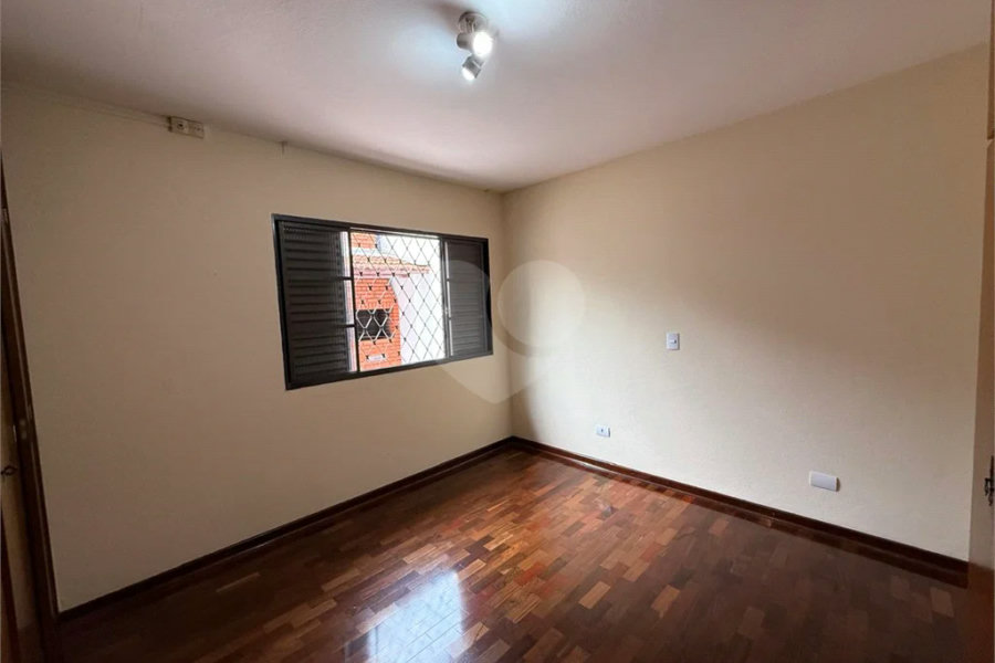 Excelente Casa de Esquina na Vila Monteiro – Oportunidade para Moradia ou Comércio