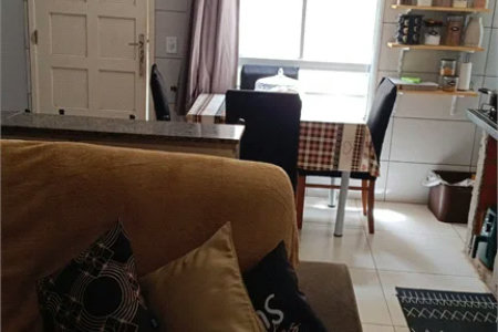 Casa à venda com 2 quartos no condomínio Villa Genova I, Cotia - SP