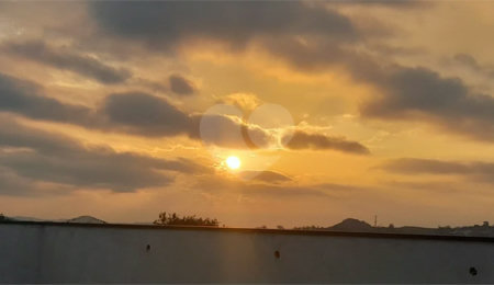 Casa à venda com 4 suítes no condomínio Santa Isabel I, Louveira - SP