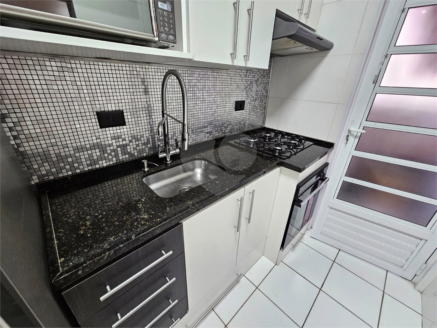 Apartamento a venda ao lado do Shopping Andorinha 2 quartos 1 vaga