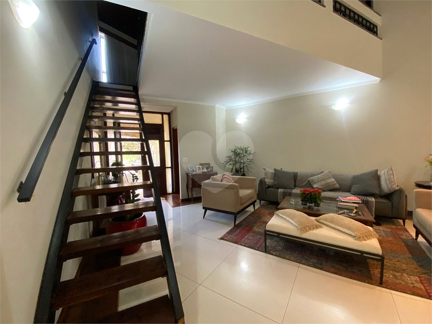 Casa térrea no Condomínio Parque Faber I