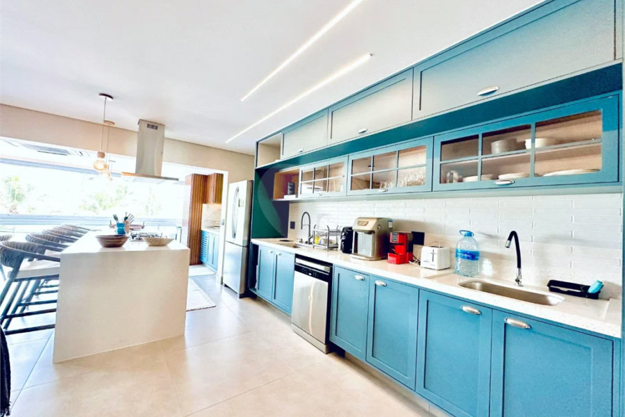Apartamento à venda com 3 quartos, sendo 1 suíte, em Riviera de São Lourenço, Bertioga, SP