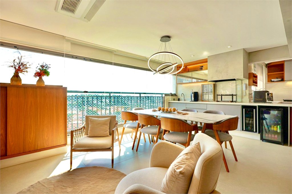 Apartamento para venda em Jardim Prudência com 3 quartos, sendo 3 suítes , 190m²