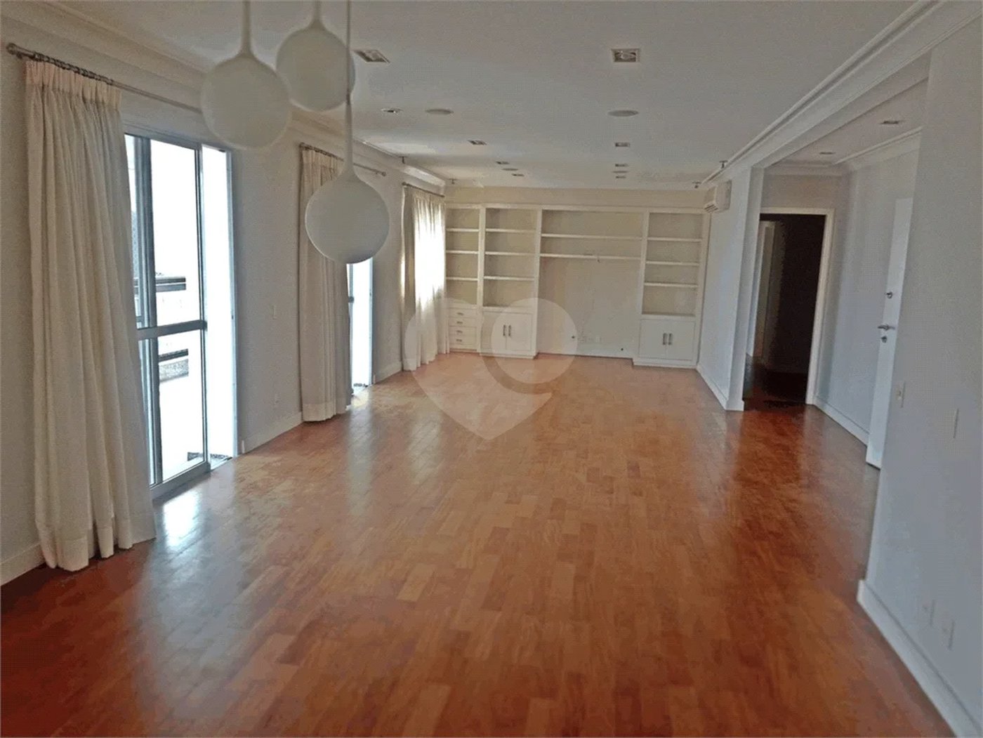 Apartamento a venda com 252 m² no Campo belo.