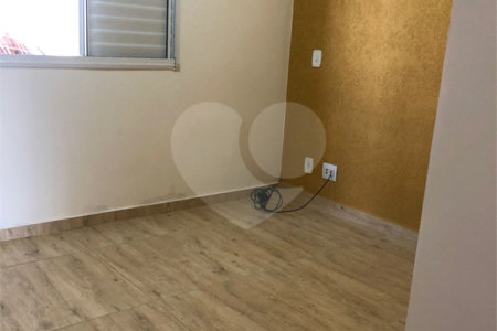 Casa térrea para venda no condomínio fechado Moradas III