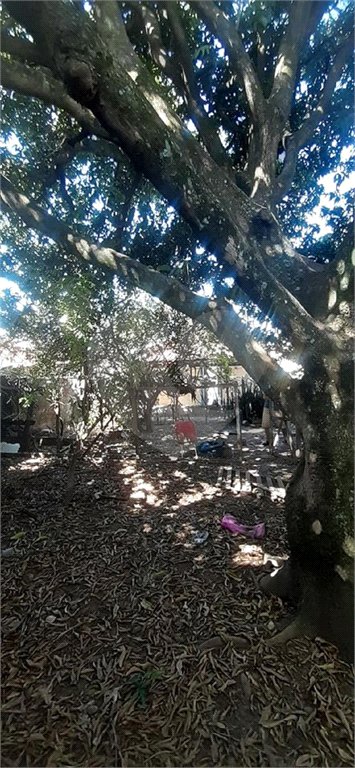 Casa térrea para Jardim Bandeirantes.