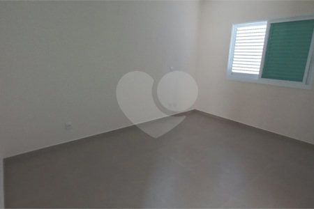 Casa à venda com 3 suítes em Santa Isabel, Louveira, SP