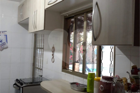 Casa térrea no Samambaia.