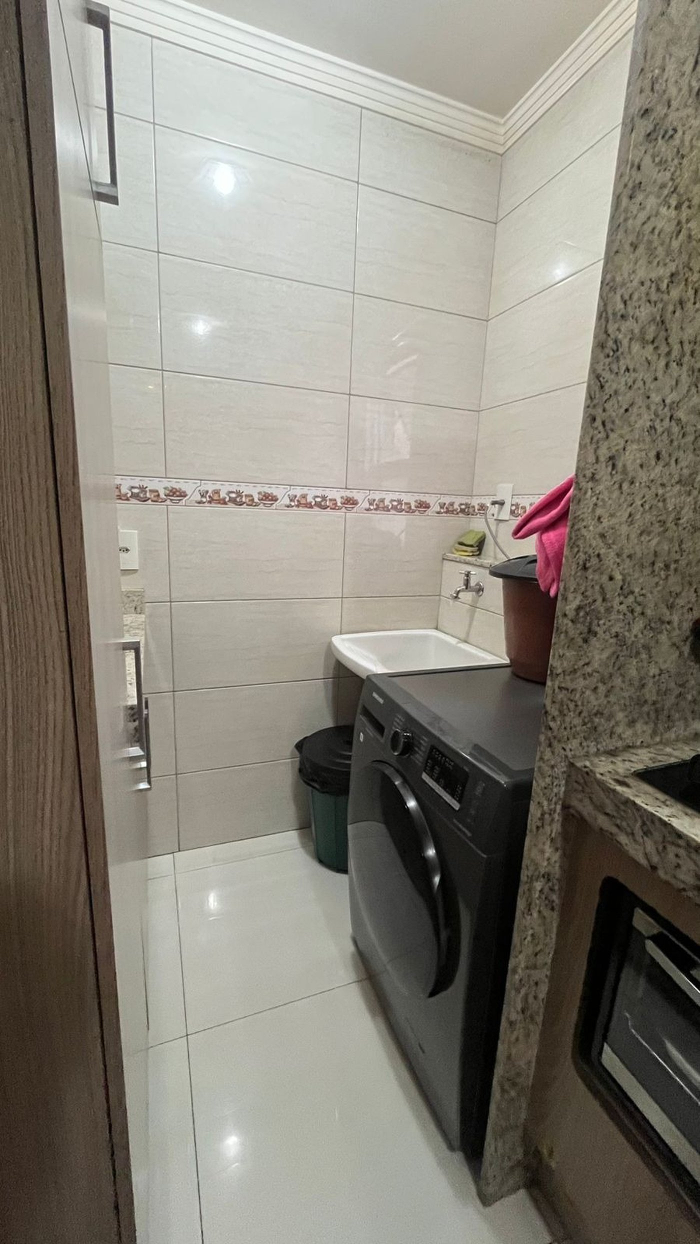 Apartamento à venda com 3 quartos, sendo 1 suíte, em Vila São Francisco, Hortolândia - SP