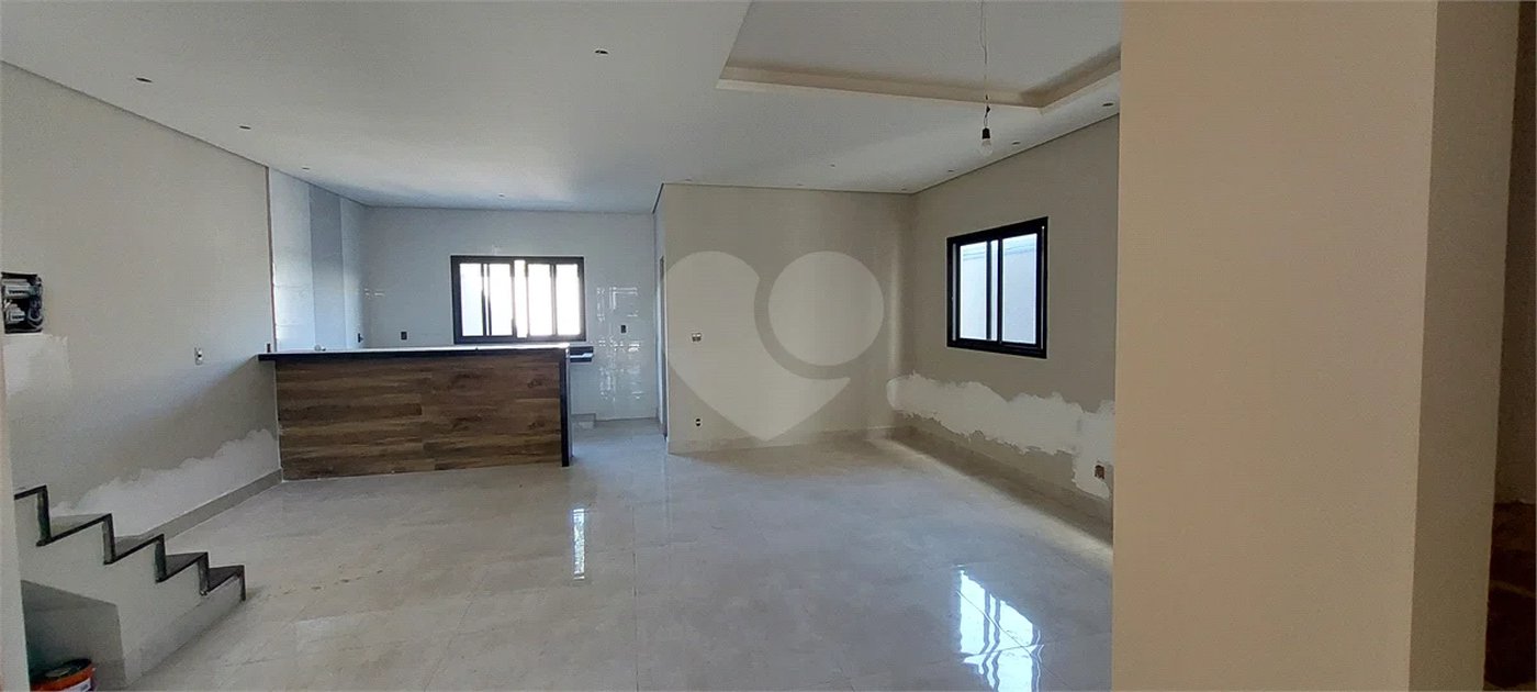 Casa à venda com 3 quartos, sendo 1 suíte,  no condomínio Residencial Mônaco, Piracicaba - SP