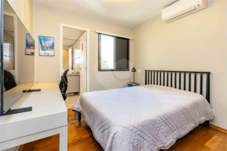 Apartamento à venda com 3 suítes em Alto da Boa Vista, São Paulo, SP