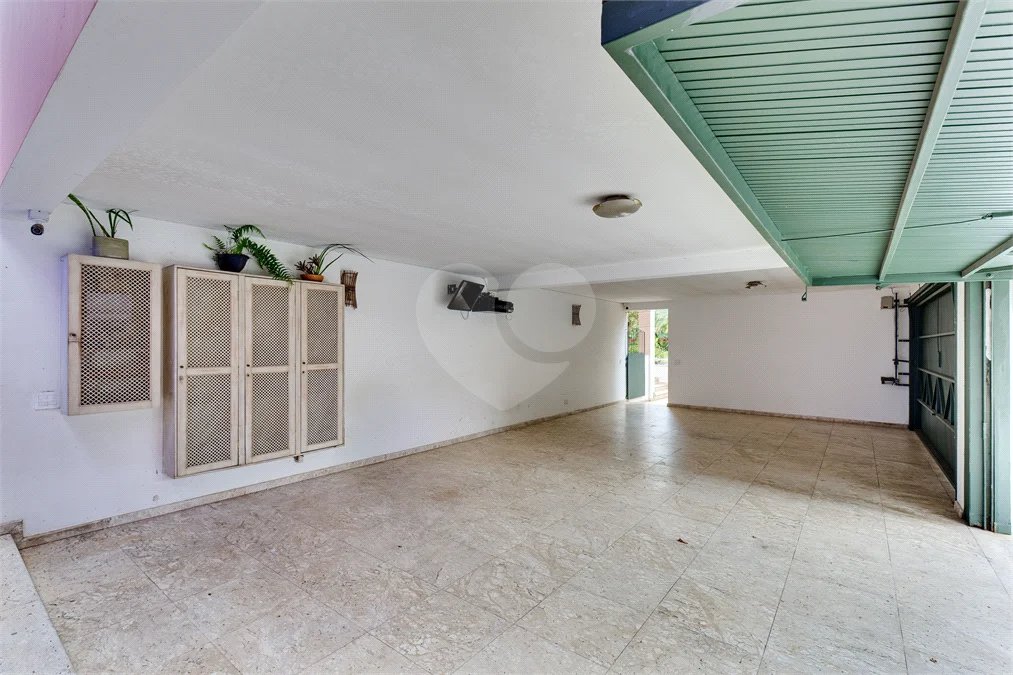 Sobrado à venda ou para alugar com 4 suítes em Alto da Boa Vista, São Paulo, SP