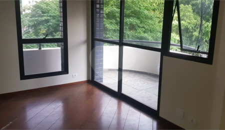 Apartamento à venda com 3 quartos, sendo 2 suítes,  em Morumbi, São Paulo, SP