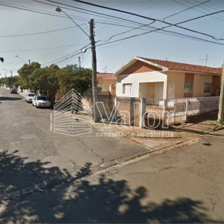 Casa térrea 3 dormitórios