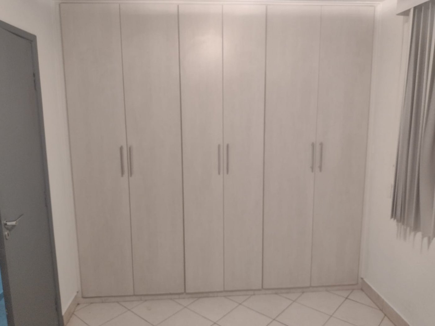 Casa à venda ou para alugar com 3 quartos, sendo 2 suítes, em Jardim Trussardi, São Paulo, SP