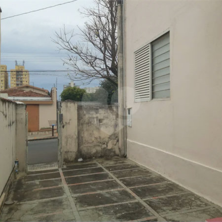 Casa térrea a venda no centro de São Carlos com 3 quartos