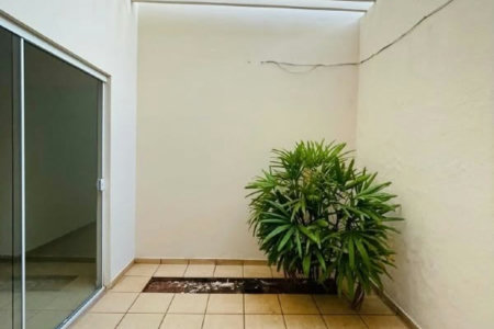 Casa para alugar com 3 quartos, sendo 1 suíte, em Colinos, Três Lagoas, MS