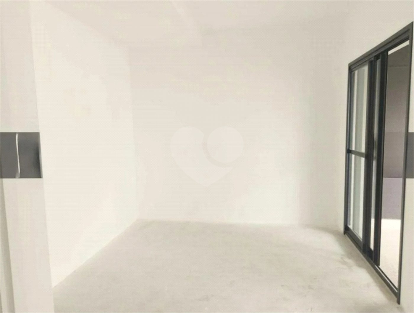 Sala Comercial à Venda 31 m2 Região Saúde Chácara Inglesa