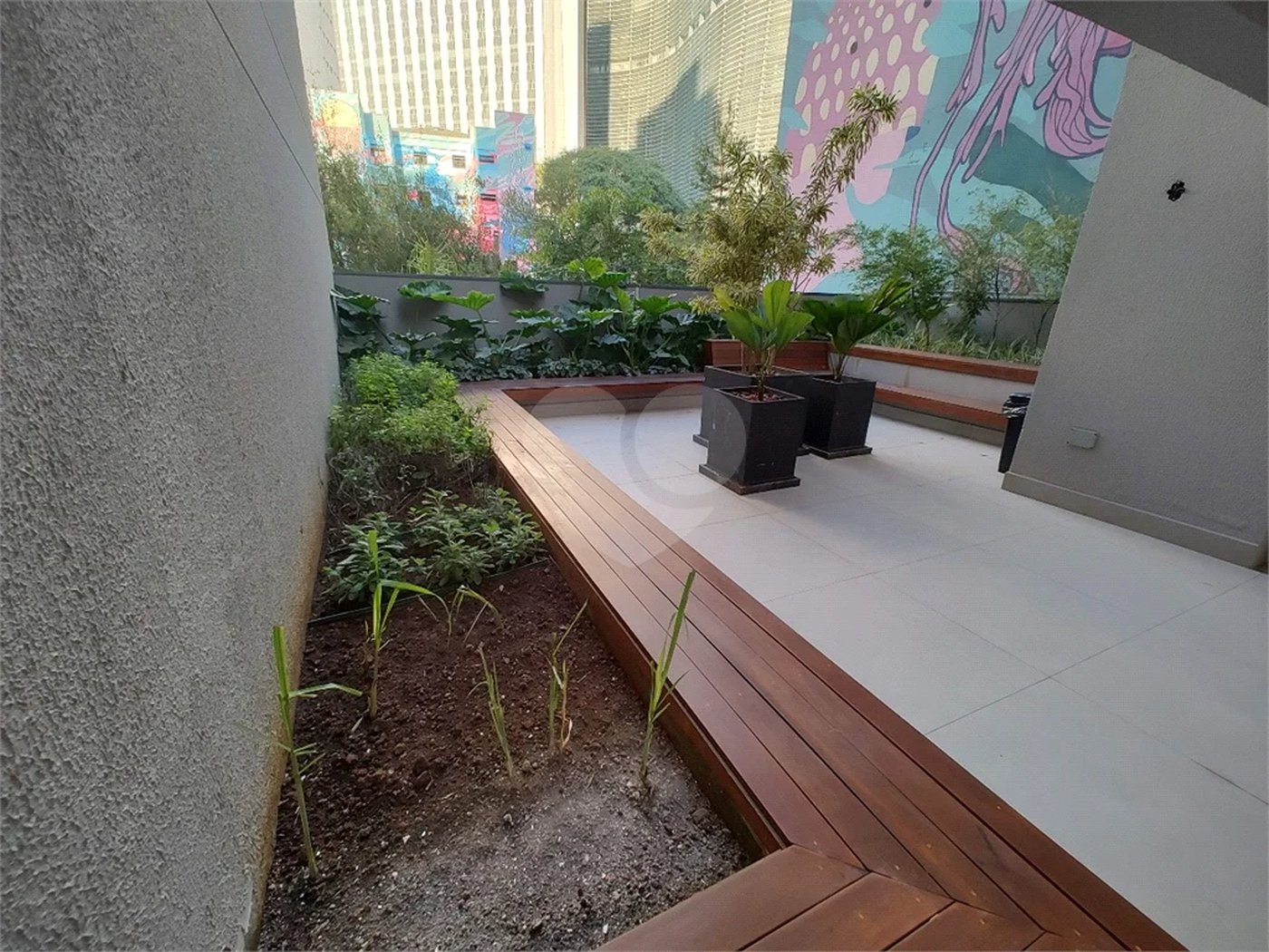 Studio Mobiliado na República – 22m² com Varanda