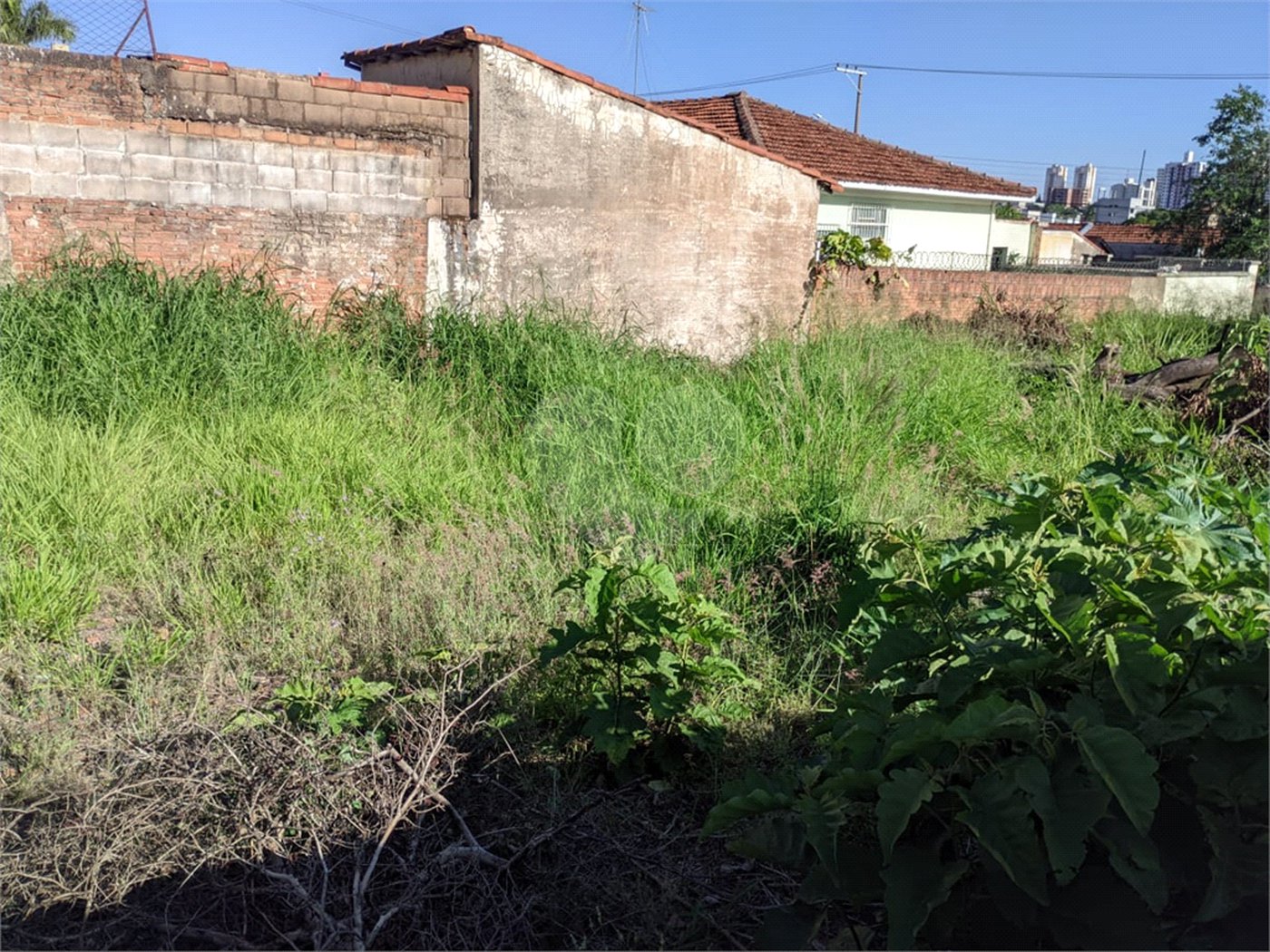 Terreno com 410,00 m² no bairro Vila Costa do Sol.