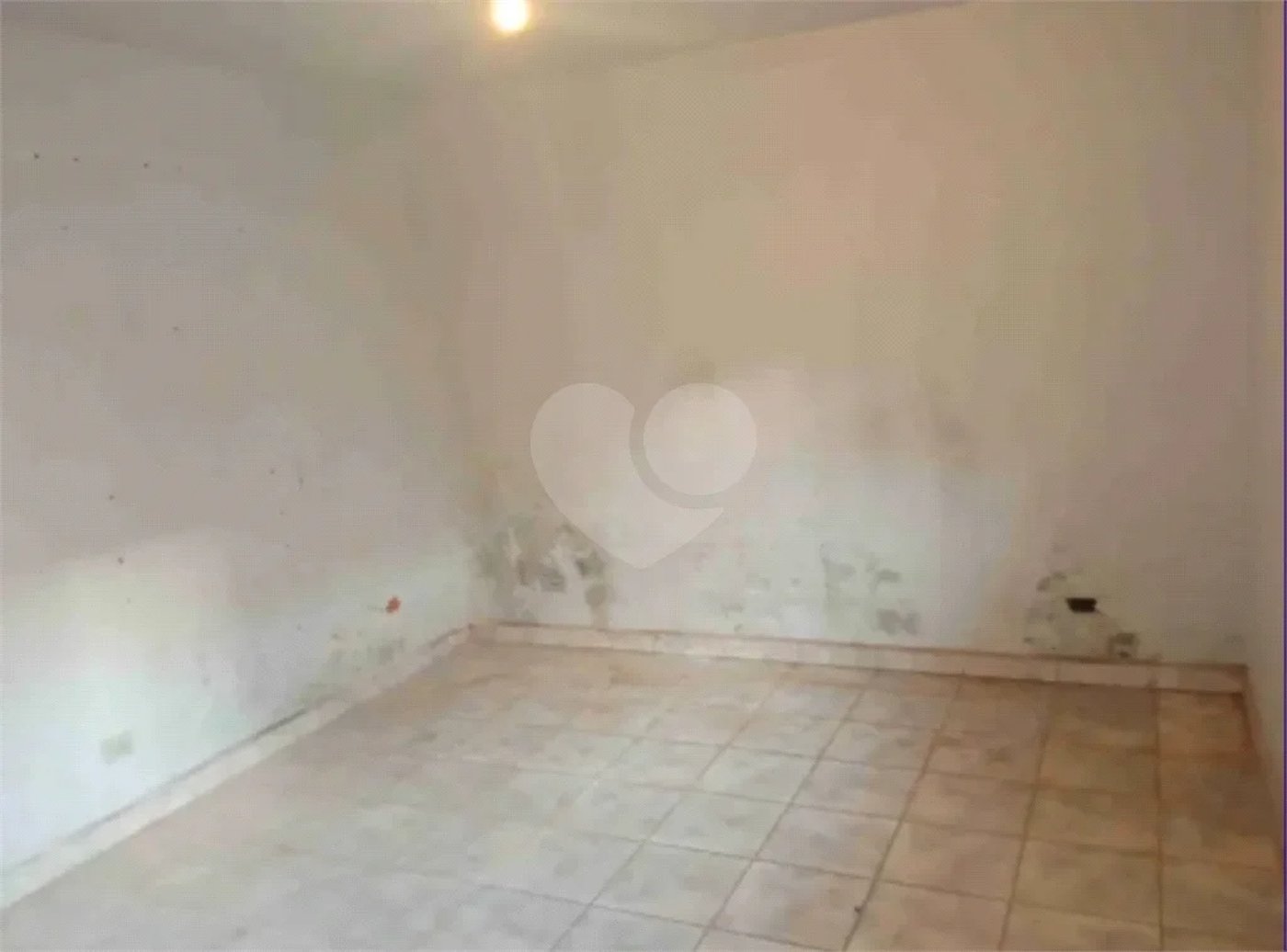 Casa Térrea a venda 2 Dormitórios , 3 Vagas , 110 m² construida e 208 de terreno!