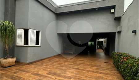 Casa à venda com 3 suítes em Vila Nossa Senhora do Amparo, Ponta Porã, MS