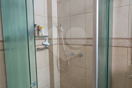 Apartamento para venda e locação na Aclimação de 108m² com 2 dormitórios e 2 banheiros, varanda
