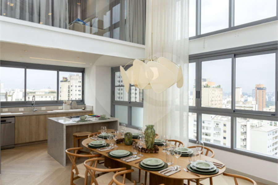 Duplex com 159m² à venda com 2 suítes, 1 dormitório, 1 escritório e 2 vagas de garagem nos Jardins