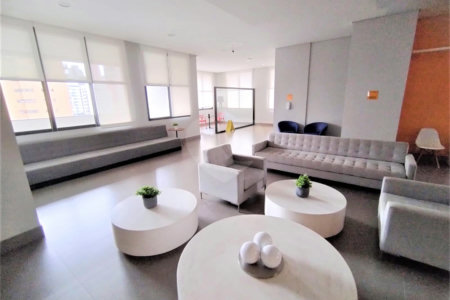 Apartamento de 1 quarto - Vila Mariana - Varanda, - 1 vaga - Lazer e serviços no condomínio.