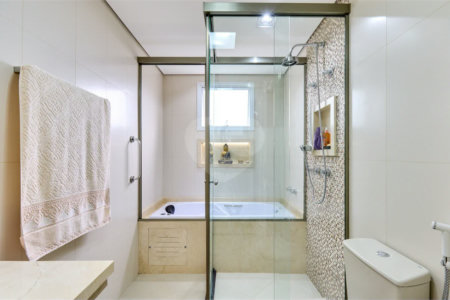 Apartamento à venda com 3 suítes em Jardim Marajoara, São Paulo, SP