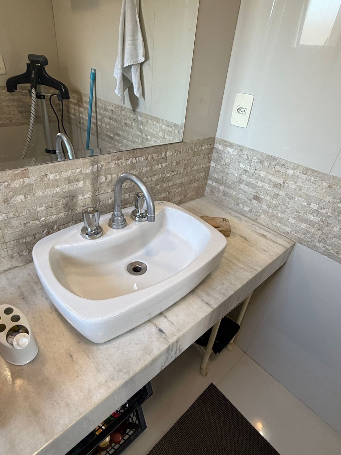 Casa para venda em Jardim Peri Peri com 3 quartos, sendo 1 suíte, 149m²