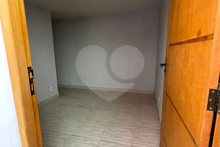 Casa com 125m², 2 dormitórios, 1 vaga, à venda na Vila Harmonia em Guarulhos.