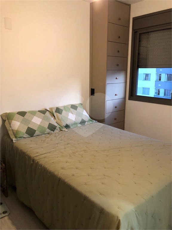 Apartamento à venda com 3 quartos, sendo 1 suíte, em Santo Amaro, São Paulo, SP