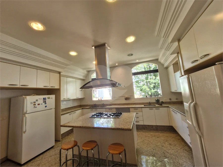 Casa à venda ou para alugar com 4 suítes em Alto da Boa Vista, São Paulo, SP