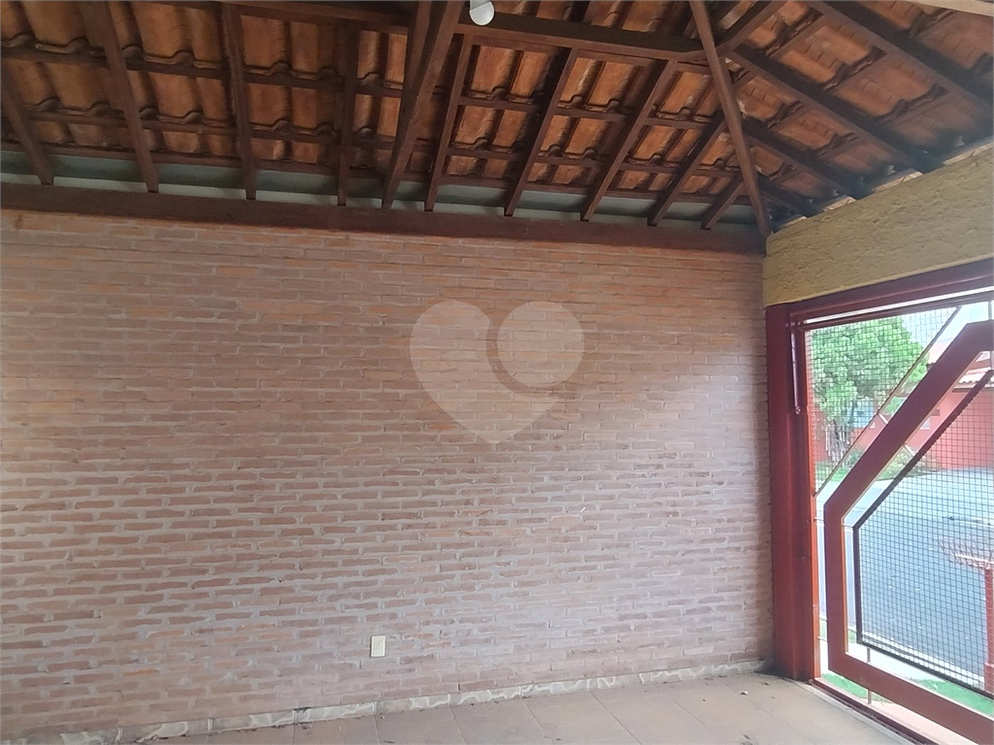 Excelente sobrado para venda no residencial Parati