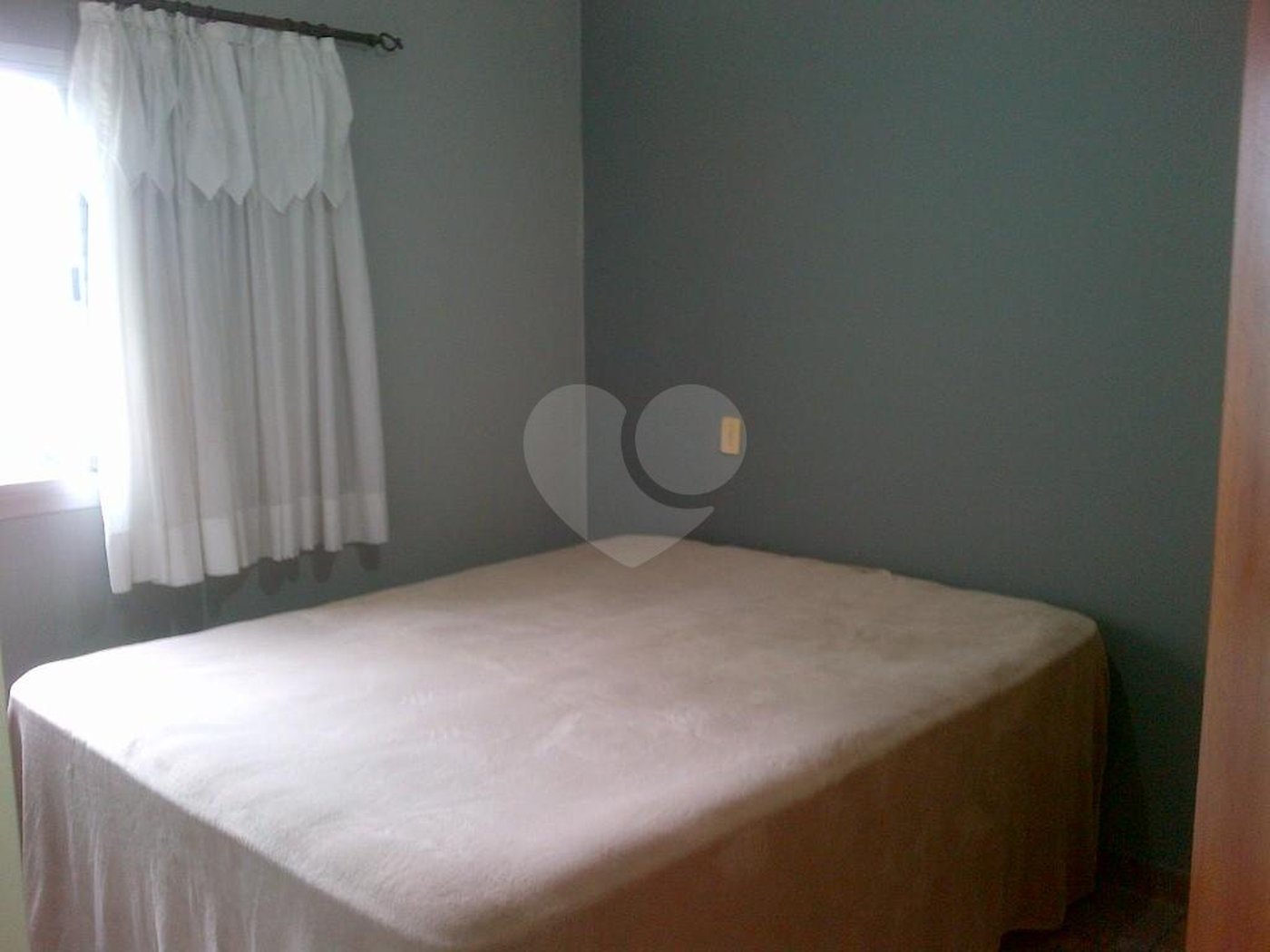 Moema - Apartamento 2 dormitórios c/suíte e Ar condicionado mobiliado !!!