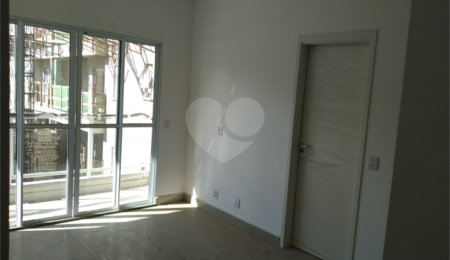 Apartamento à venda com 2 quartos, sendo 1 suíte,  em Jardim Bandeirantes, São Carlos, SP